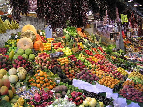 Fruit at La Boqueria in Barcelona - copyright Dongodung, Creative Commons