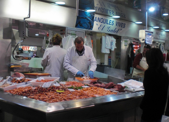 The stalls selling fresh shrimp were so cheap, especially for the incredible quality.