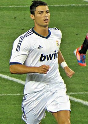 Cristiano_Ronaldo,_2012